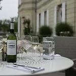 Chateau Carbonneau Couette-café Pessac-sur-Dordogne