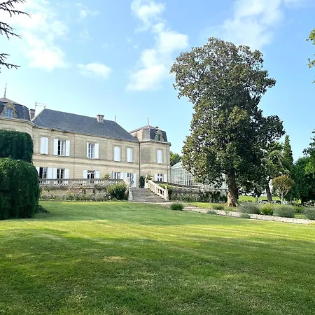 Chateau Carbonneau 4* Pessac-sur-Dordogne