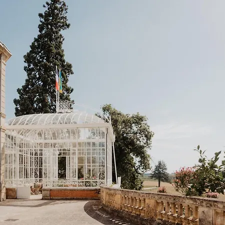 Chateau Carbonneau Pessac-sur-Dordogne