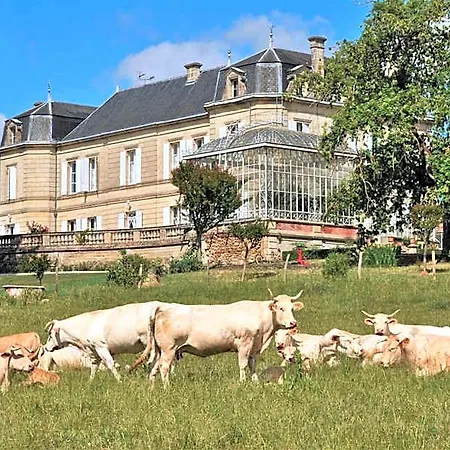 Chateau Carbonneau Bed & Breakfast