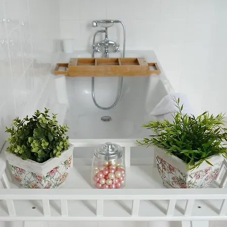 Chateau Carbonneau Couette-café