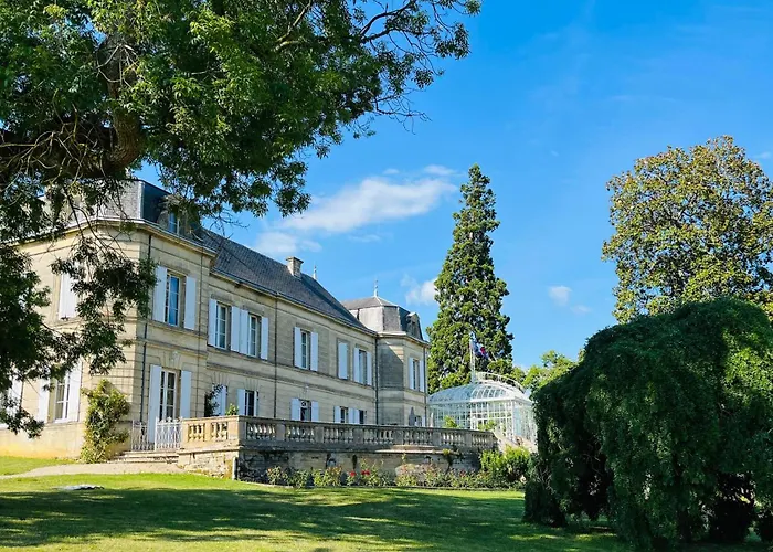 Chateau Carbonneau Frühstückspension Pessac-sur-Dordogne