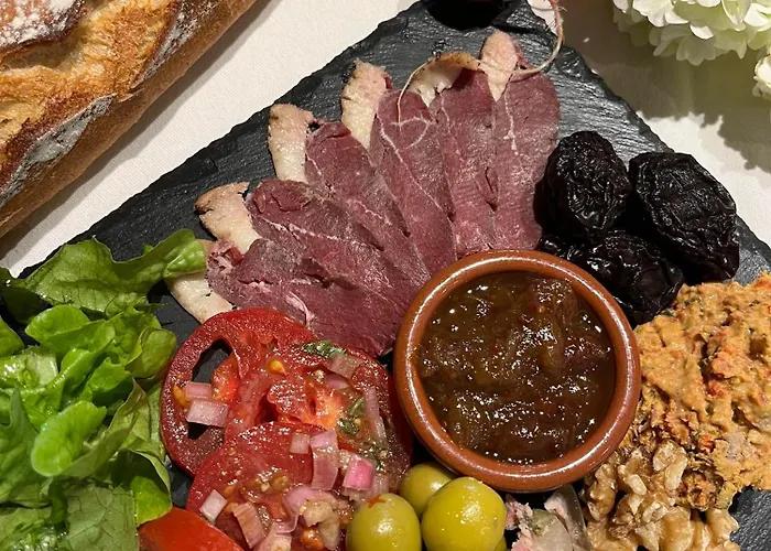 Chateau Carbonneau Pessac-sur-Dordogne