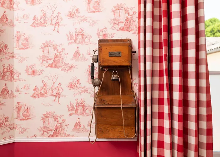 Chateau Carbonneau Frühstückspension Pessac-sur-Dordogne