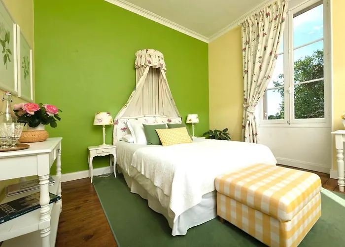 Chateau Carbonneau 4* Pessac-sur-Dordogne